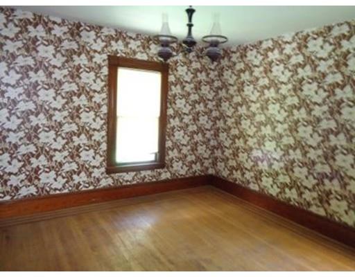 279 Pine Street Springfield, MA 01105 - Photo 11 of 13 Gallery Image 11