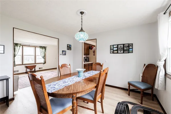 $249,900 | 311 Squire Dale Lane, Greece, NY 14612