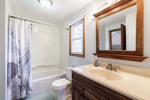 $249,900 | 311 Squire Dale Lane, Greece, NY 14612