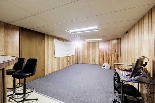 $249,900 | 311 Squire Dale Lane, Greece, NY 14612