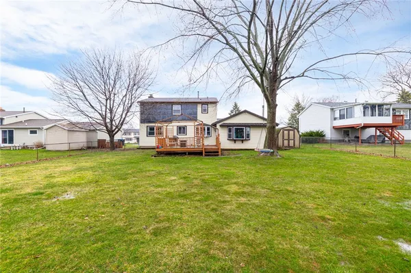 $249,900 | 311 Squire Dale Lane, Greece, NY 14612