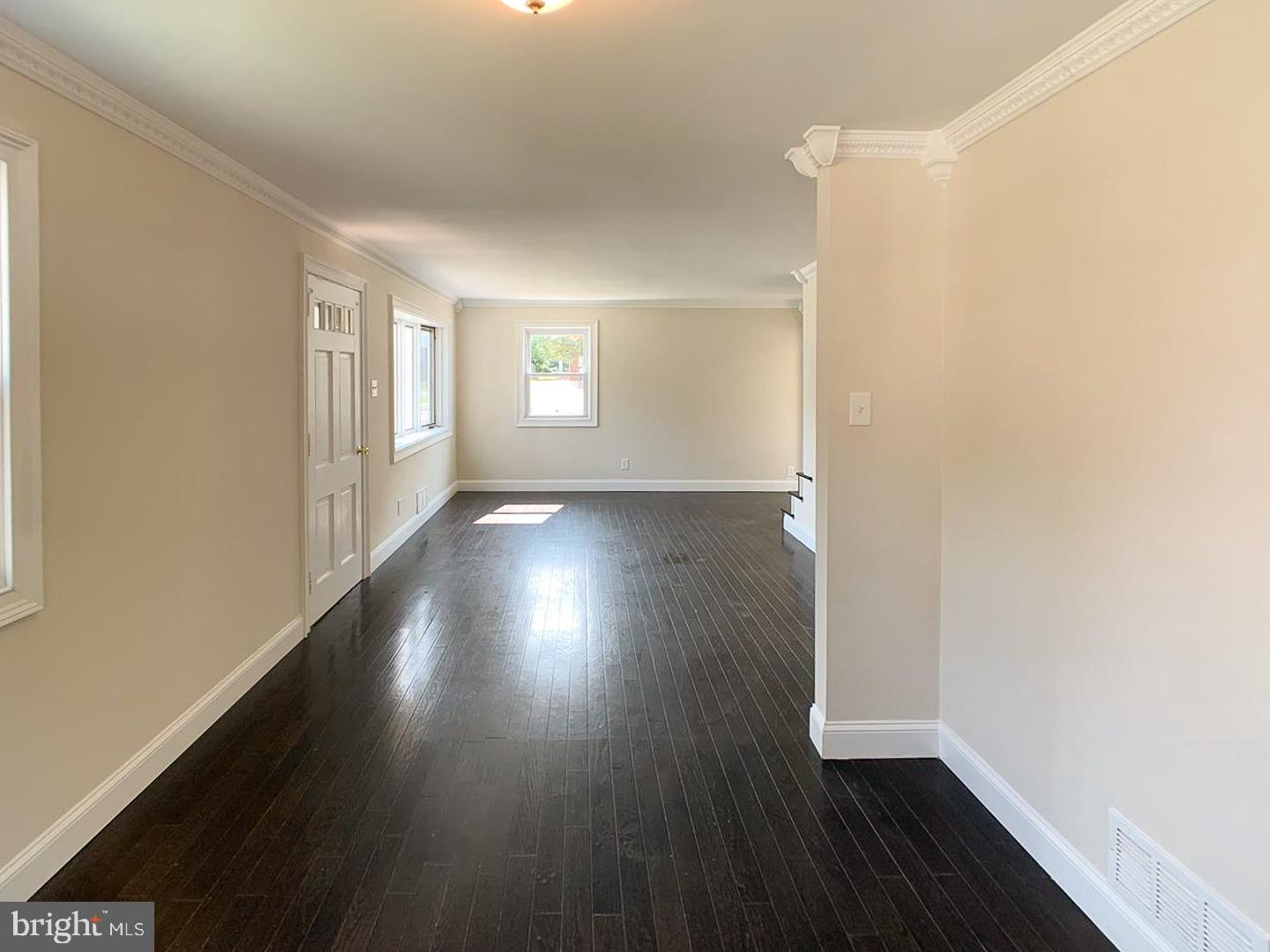 446 South Forklanding Road Maple Shade, NJ 08052 - Photo 11 of 23
