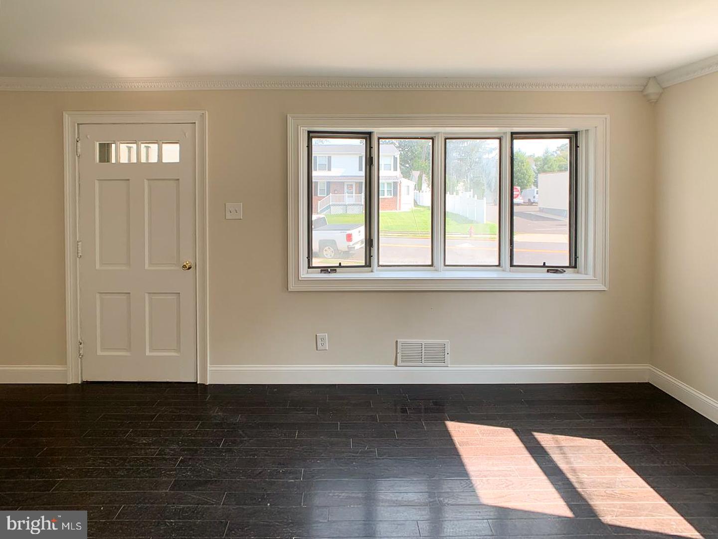 446 South Forklanding Road Maple Shade, NJ 08052 - Photo 12 of 23