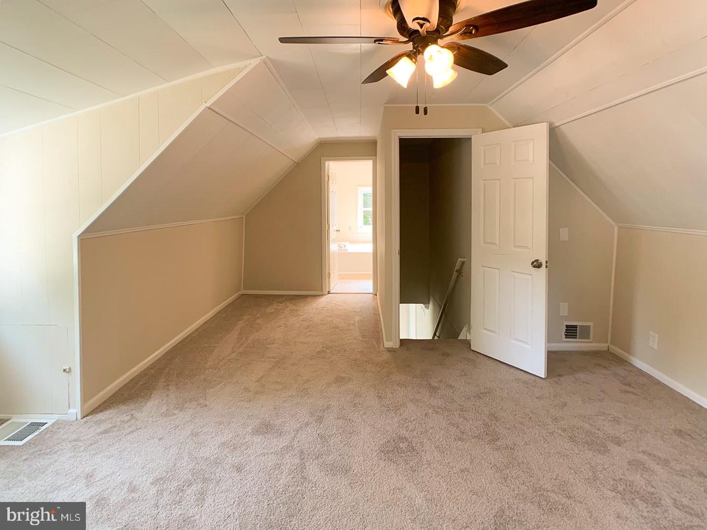 446 South Forklanding Road Maple Shade, NJ 08052 - Photo 18 of 23