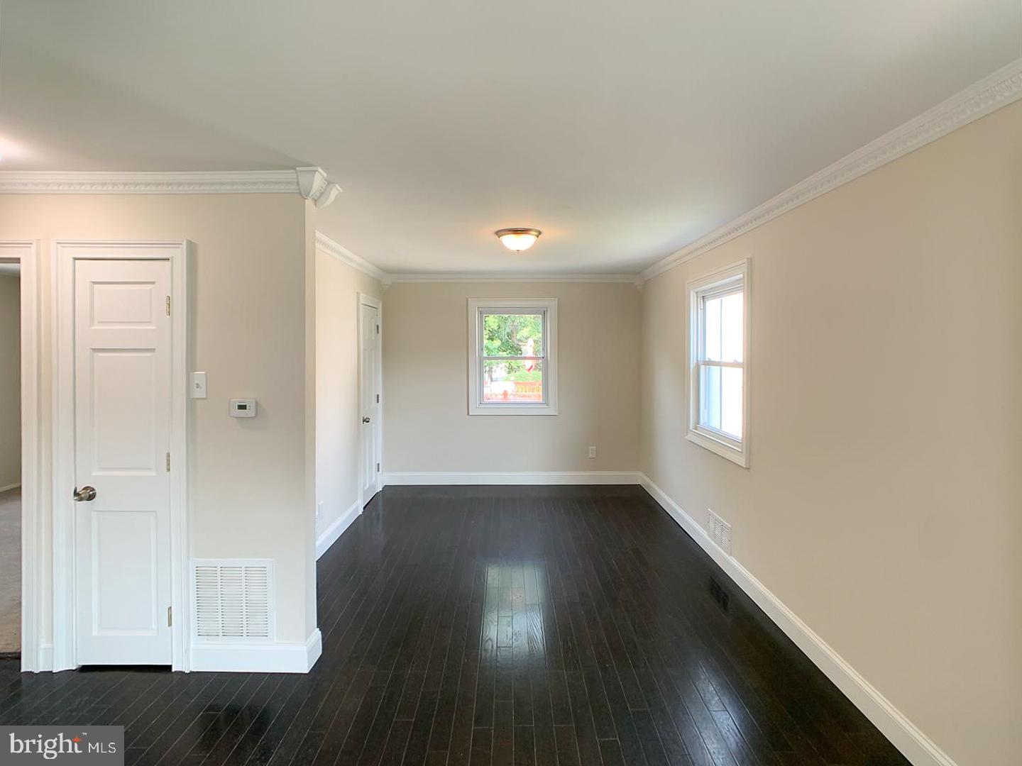 446 South Forklanding Road Maple Shade, NJ 08052 - Photo 10 of 23