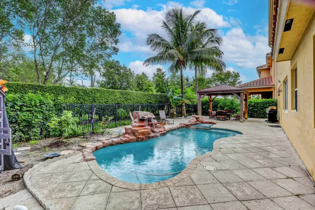 $4,500 | 748 Cresta Circle, West Palm Beach, FL 33413