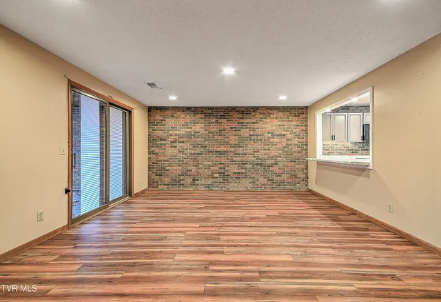 $159,000 | 500 Fleetwood Drive, Unit 7, Kingsport, TN 37660