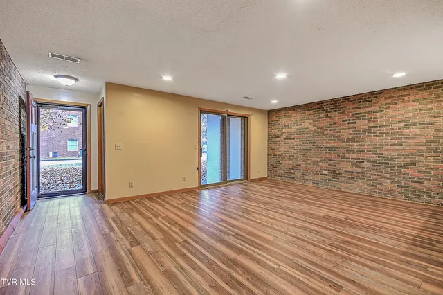 $159,000 | 500 Fleetwood Drive, Unit 7, Kingsport, TN 37660