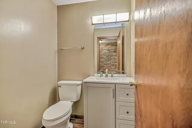 $159,000 | 500 Fleetwood Drive, Unit 7, Kingsport, TN 37660