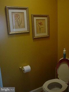 11203 Hickory Grove Court Laurel, MD 20708 - Photo 18 of 29 Bath (Master)
