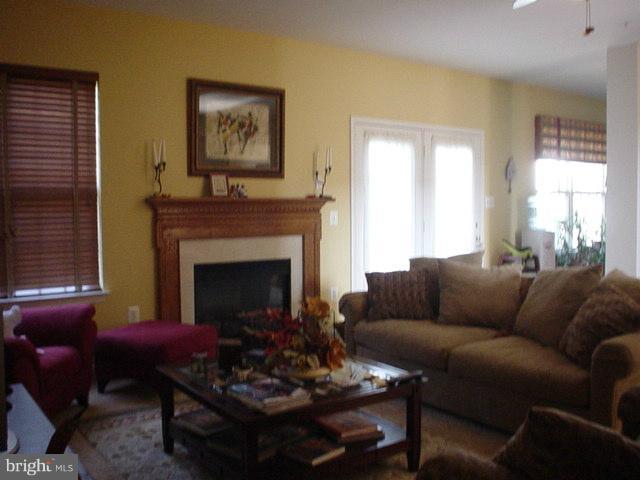 11203 Hickory Grove Court Laurel, MD 20708 - Photo 6 of 29 Family Room