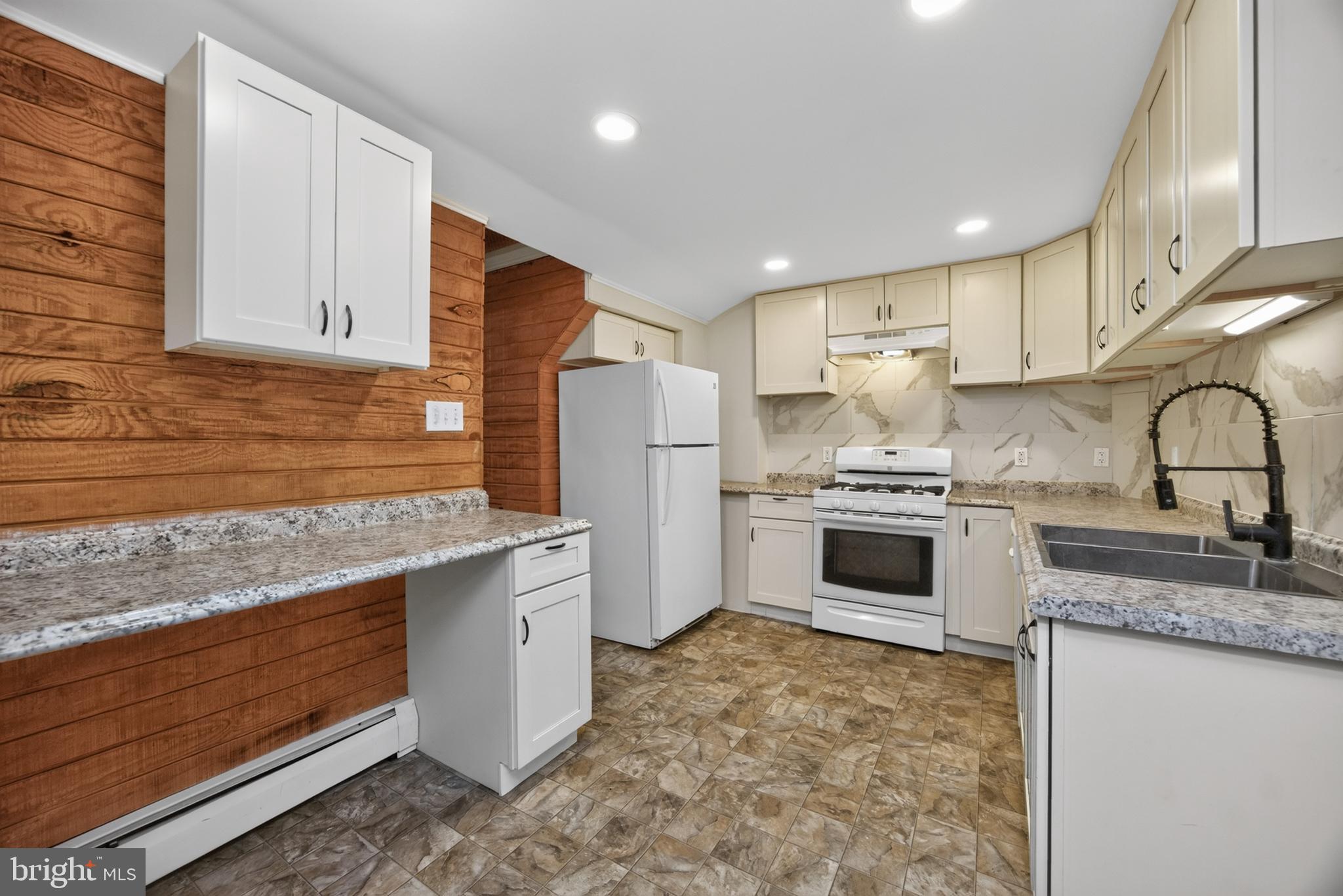 10 5th Street Brookhaven, PA 19015 - Photo 9 of 36