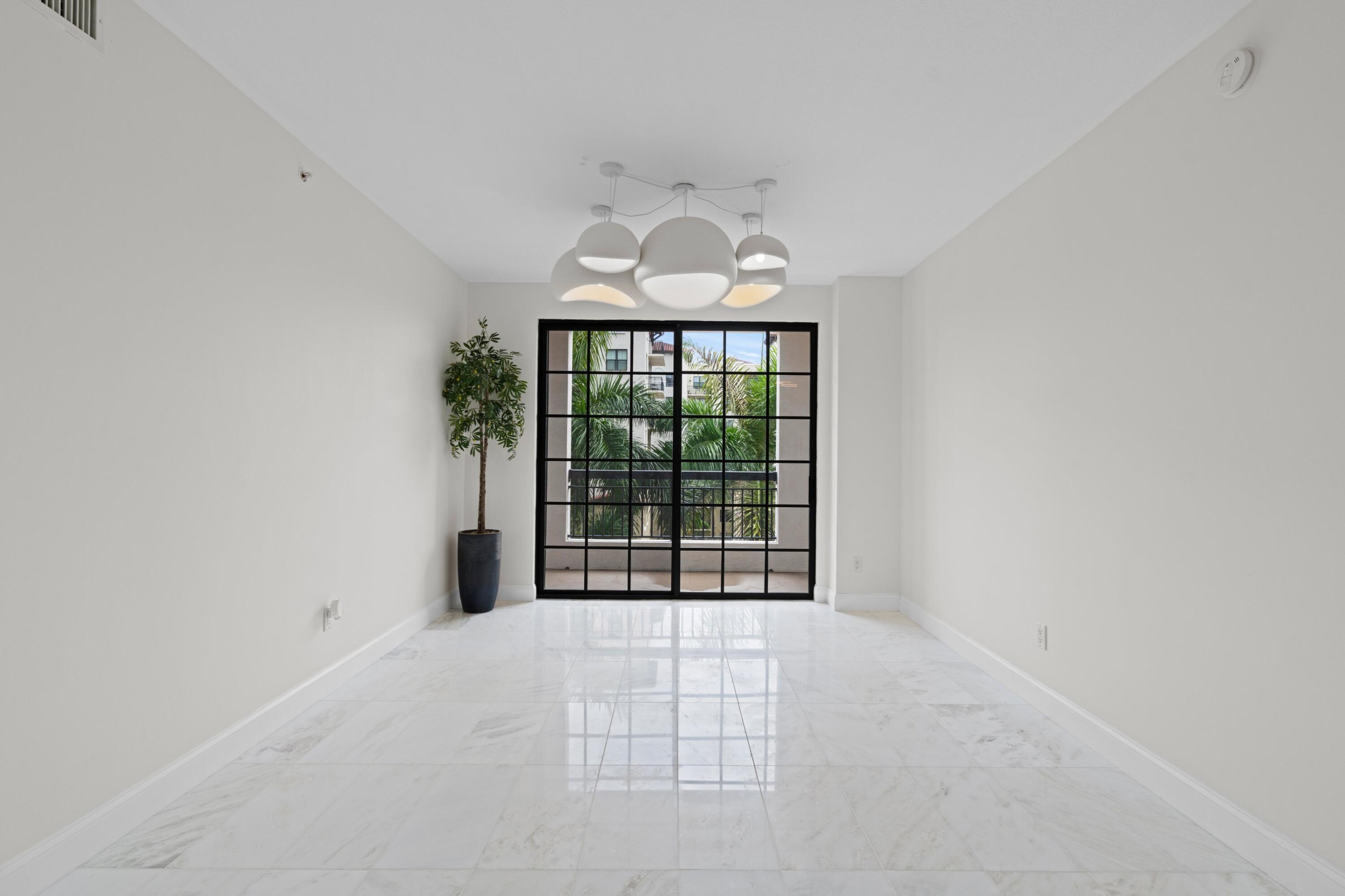 233 South Federal Highway, Unit 405 Boca Raton, FL 33432 - Photo 7 of 45 Living Room