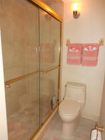 $3,500 | 829 1st Street South, Unit 3E, Jacksonville Beach, FL 32250