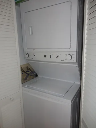 $3,500 | 829 1st Street South, Unit 3E, Jacksonville Beach, FL 32250