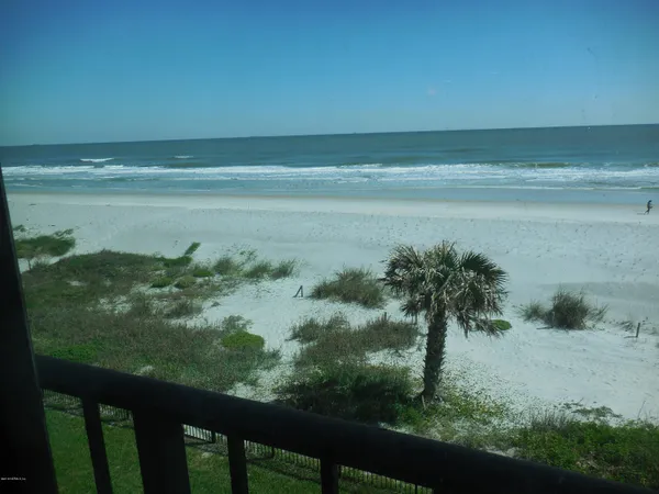 $3,500 | 829 1st Street South, Unit 3E, Jacksonville Beach, FL 32250