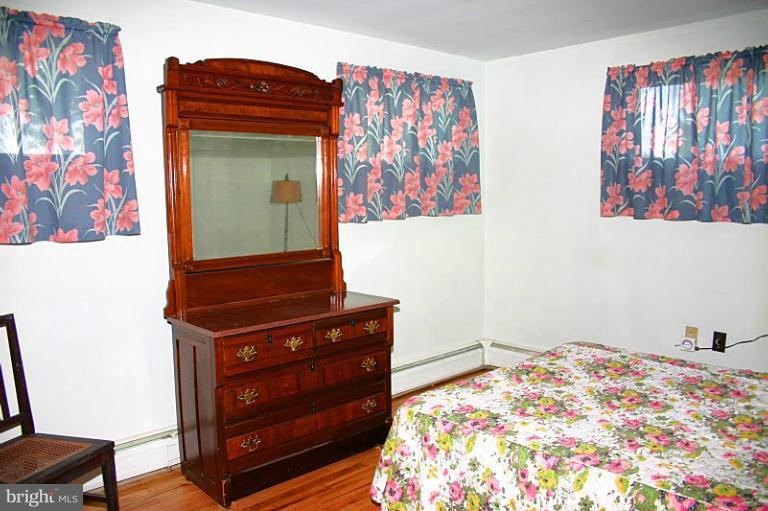 2244 Cape Horn Road Hampstead, MD 21074 - Photo 8 of 13 Bedroom 1