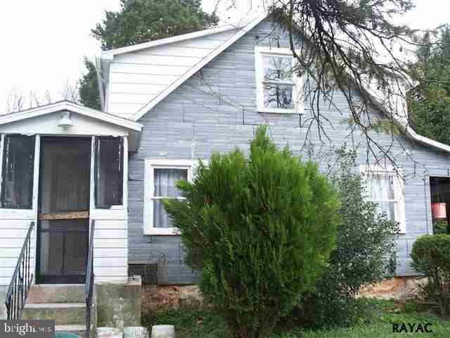 825 Buck Road Dover, PA 17315 - Photo 3 of 15 Gallery Image 3
