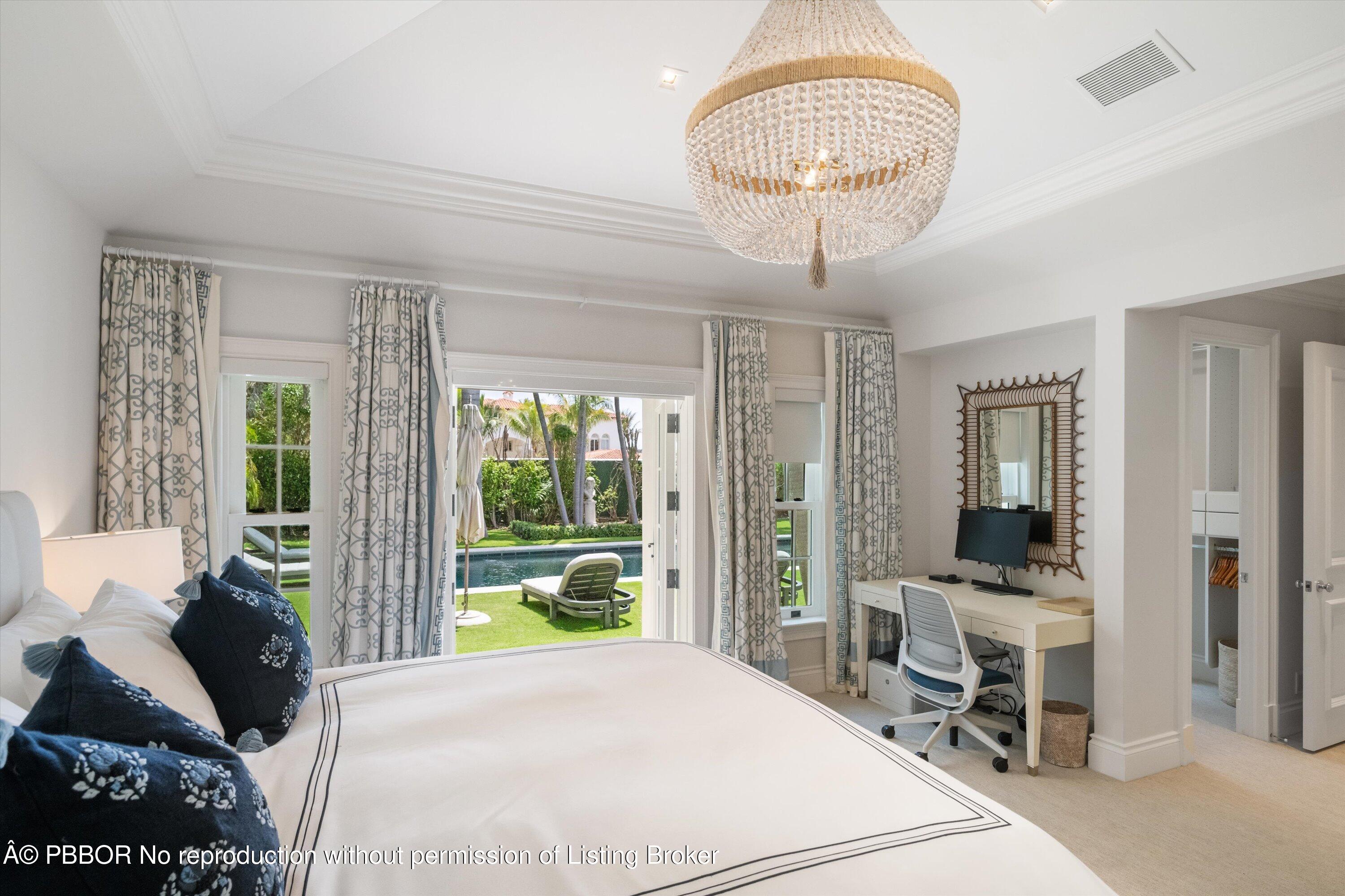 750 South County Road Palm Beach, FL 33480 - Photo 13 of 32 Primary Bedroom