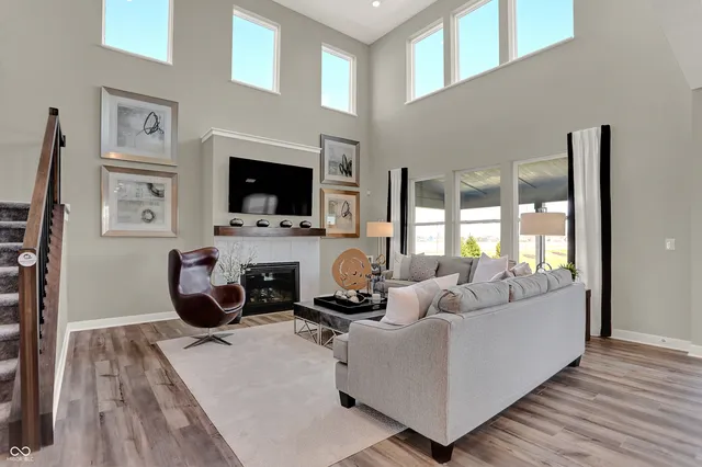 $649,995 | 19607 Timbers Parkway, Noblesville, IN 46062