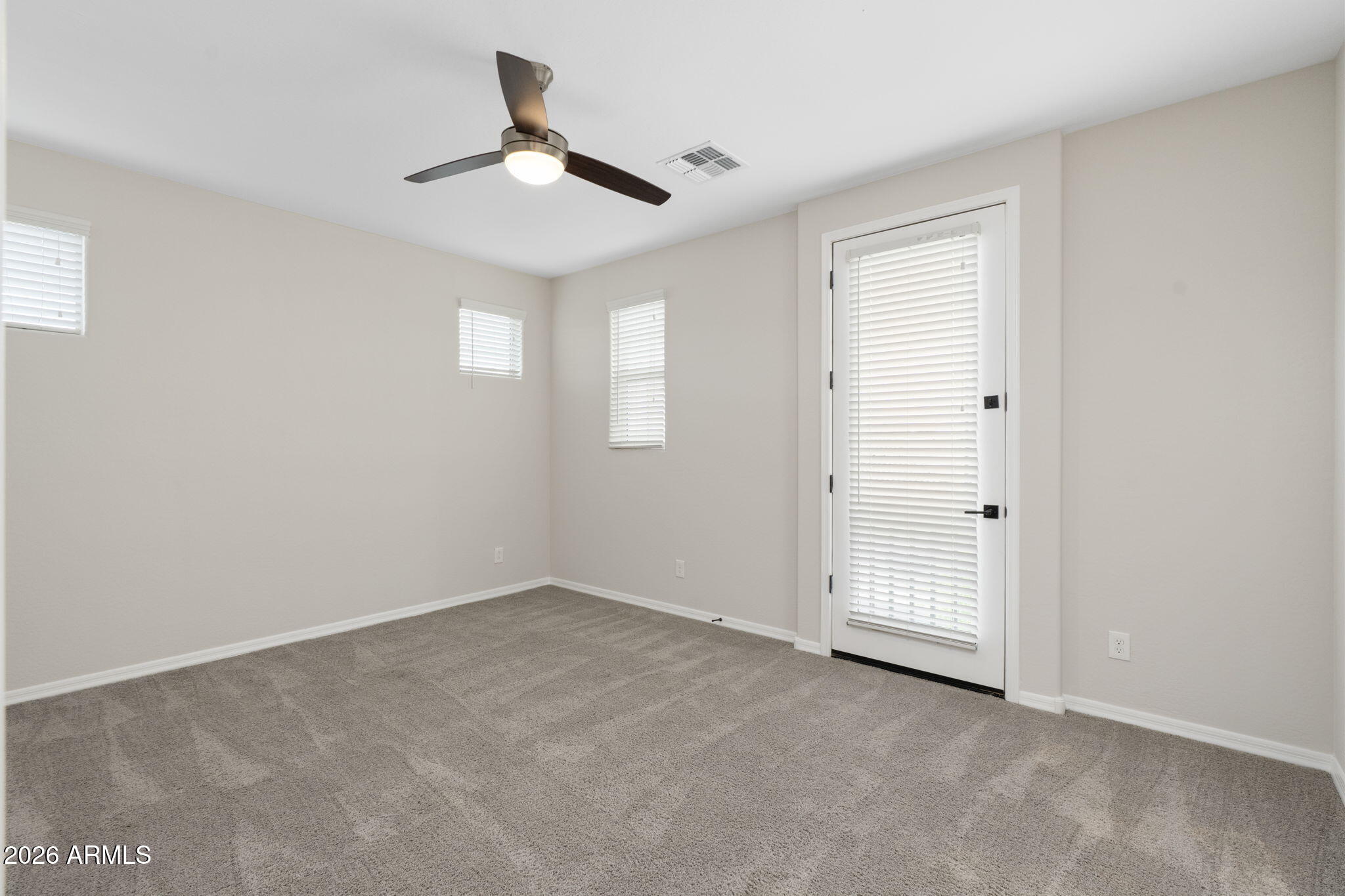 1130 East Kensington Road Gilbert, AZ 85297 - Photo 47 of 115 3-web-or-mls-DSC07809