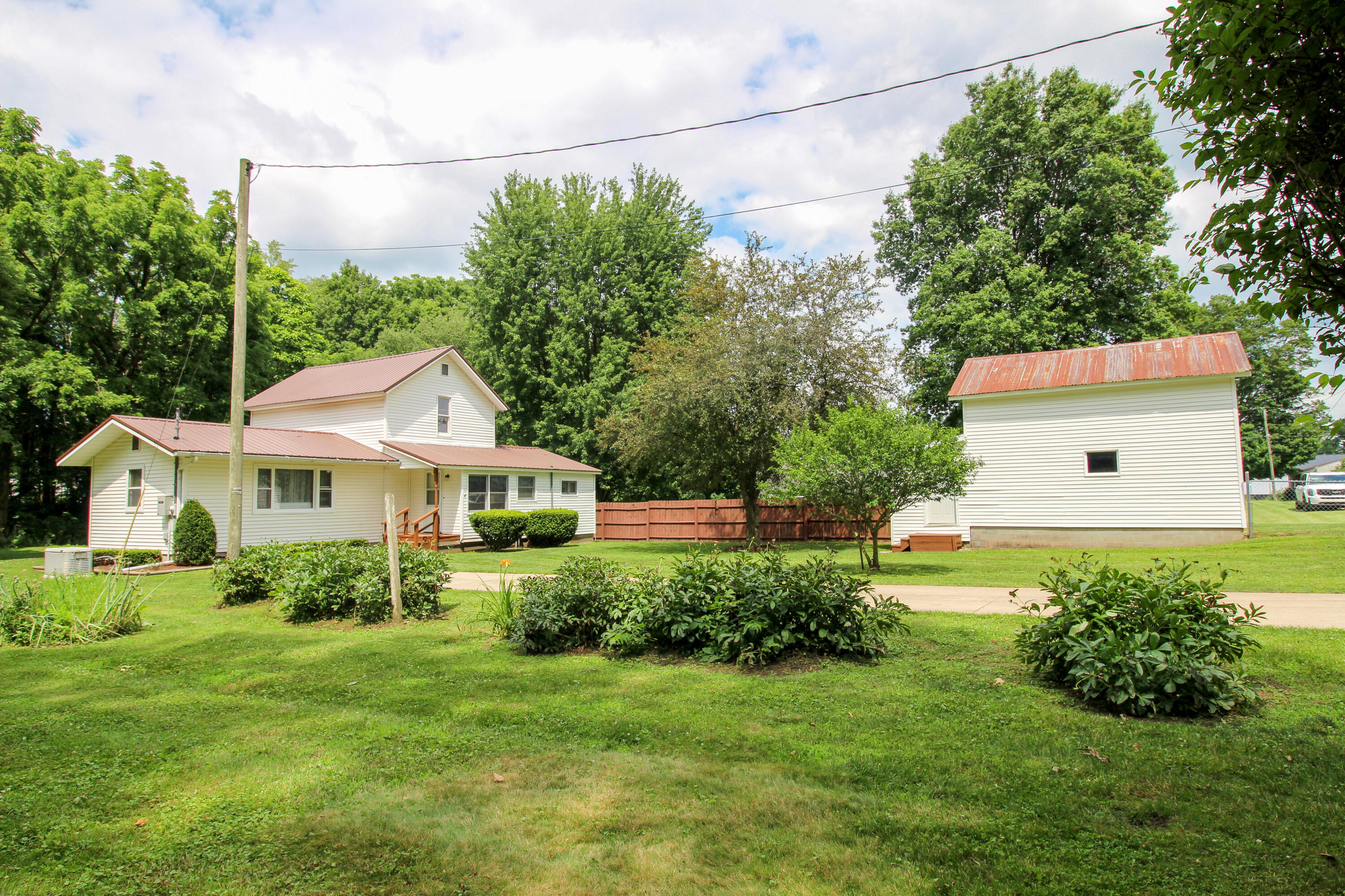 617 East Read Street Marcellus, MI 49067 - Photo 3 of 35 Read-31