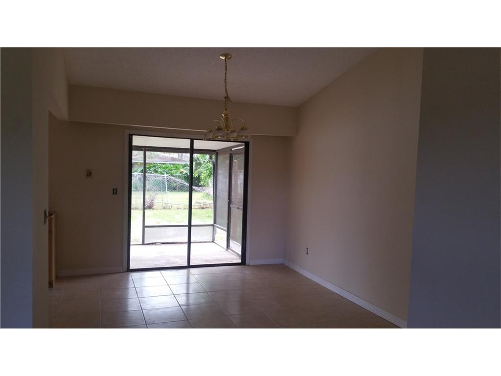 221 Del Monte Road Sebastian, FL 32958 - Photo 5 of 8 Gallery Image 5