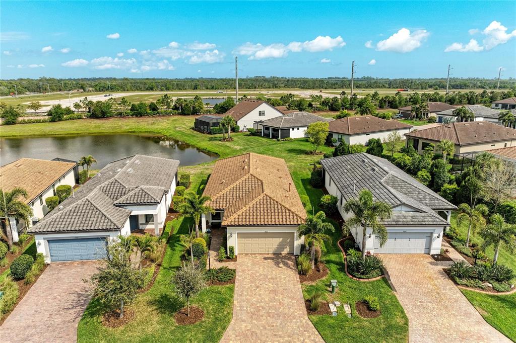 7013 Hanover Court Lakewood Ranch, FL 34202 - Photo 47 of 64