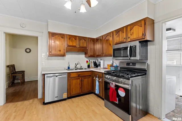 $144,500 | 225 4th Street, Lincoln, IL 62656