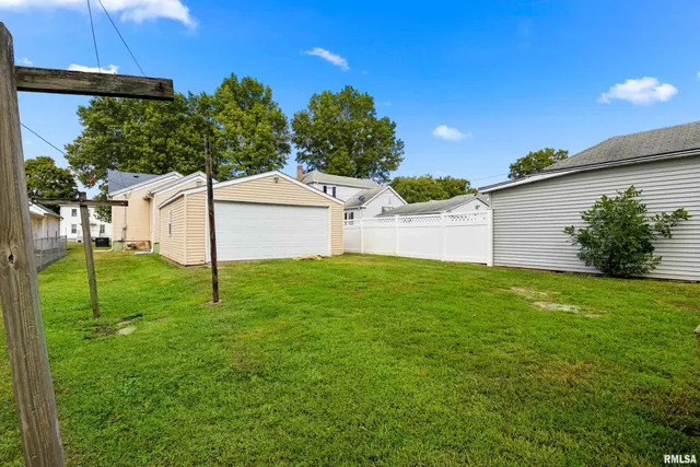 $144,500 | 225 4th Street, Lincoln, IL 62656