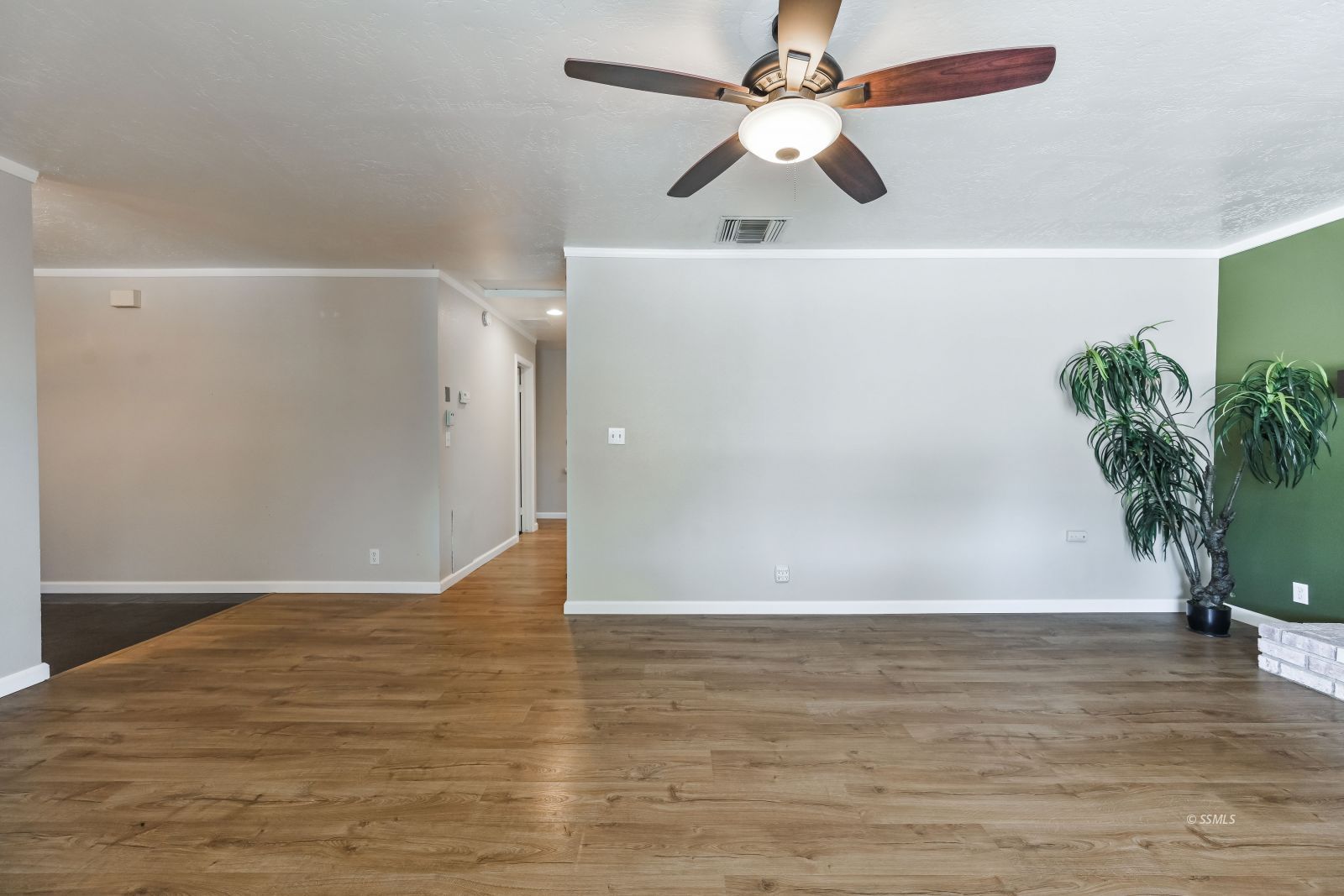 332 Iowa Court Ridgecrest, CA 93555 - Photo 12 of 34
