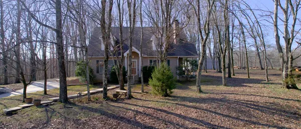 $650,000 | 3883 Dobbins Pike, Portland, TN 37148