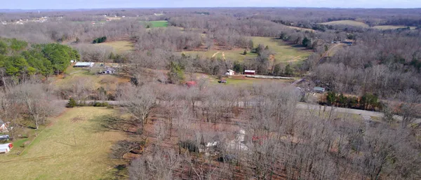 $650,000 | 3883 Dobbins Pike, Portland, TN 37148