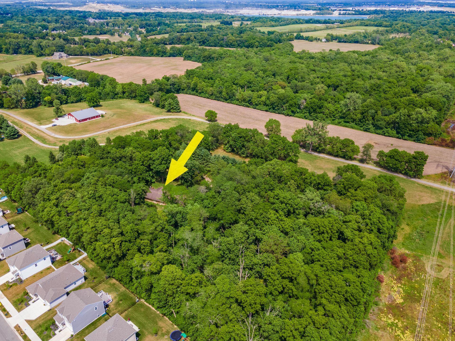 1379 Borror Road Grove City, OH 43123 - Photo 5 of 31 005_d Grove City OH 43123 USA