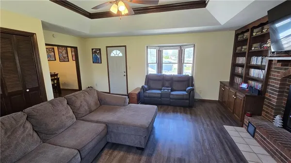 $320,000 | 612 North Cedar Street, Cameron, MO 64429