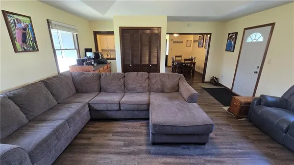 $320,000 | 612 North Cedar Street, Cameron, MO 64429