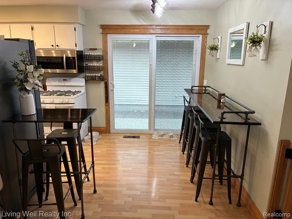 47483 Greenview Road Utica, MI 48317 - Photo 7 of 26 Gallery Image 7