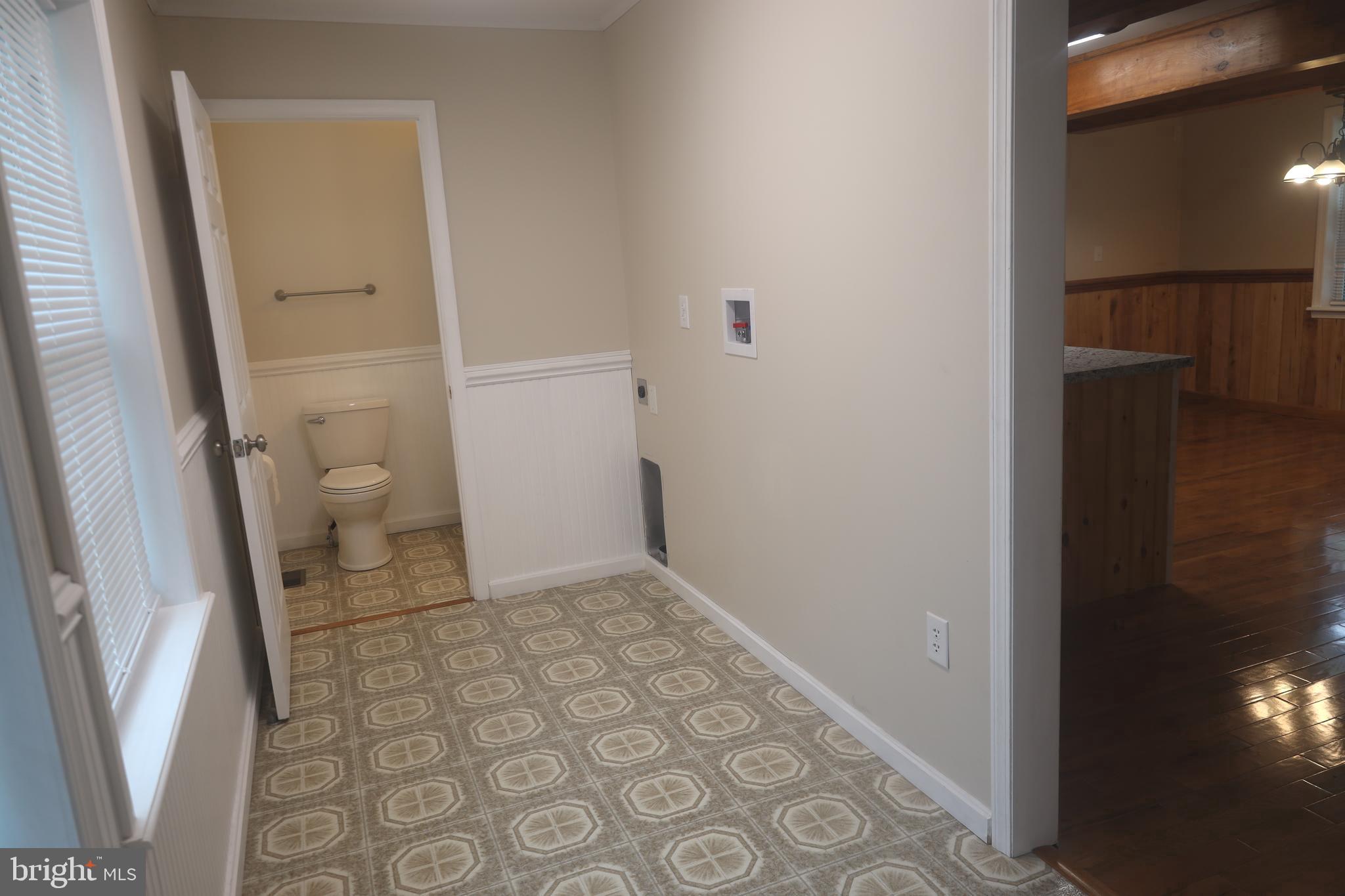 14645 High Germany Road Hancock, MD 21750 - Photo 22 of 48 Mudroom & Laundry