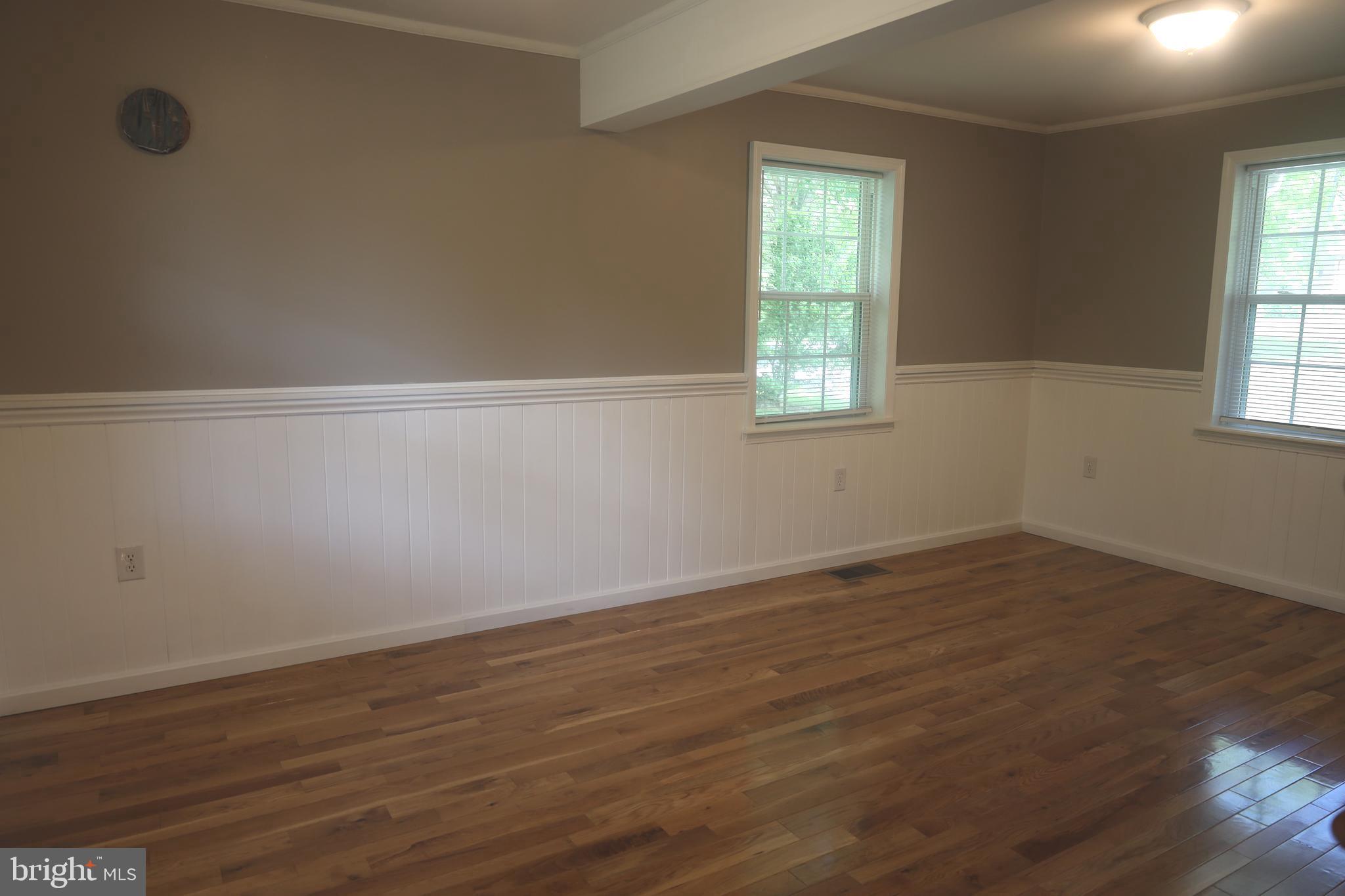 14645 High Germany Road Hancock, MD 21750 - Photo 33 of 48 Living room