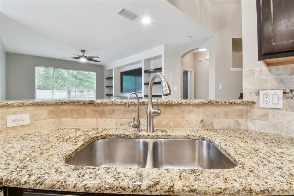 3530 Brook Crossing Drive Brandon, FL 33511 - Photo 32 of 94