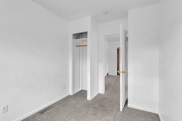 $85,000 | 230 West Prospect Street, Jackson, MI 49203