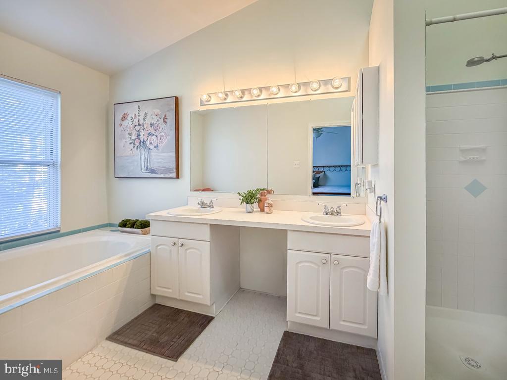 1003 Waterford Road Yardley, PA 19067 - Photo 21 of 38