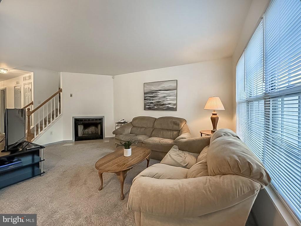 1003 Waterford Road Yardley, PA 19067 - Photo 10 of 38