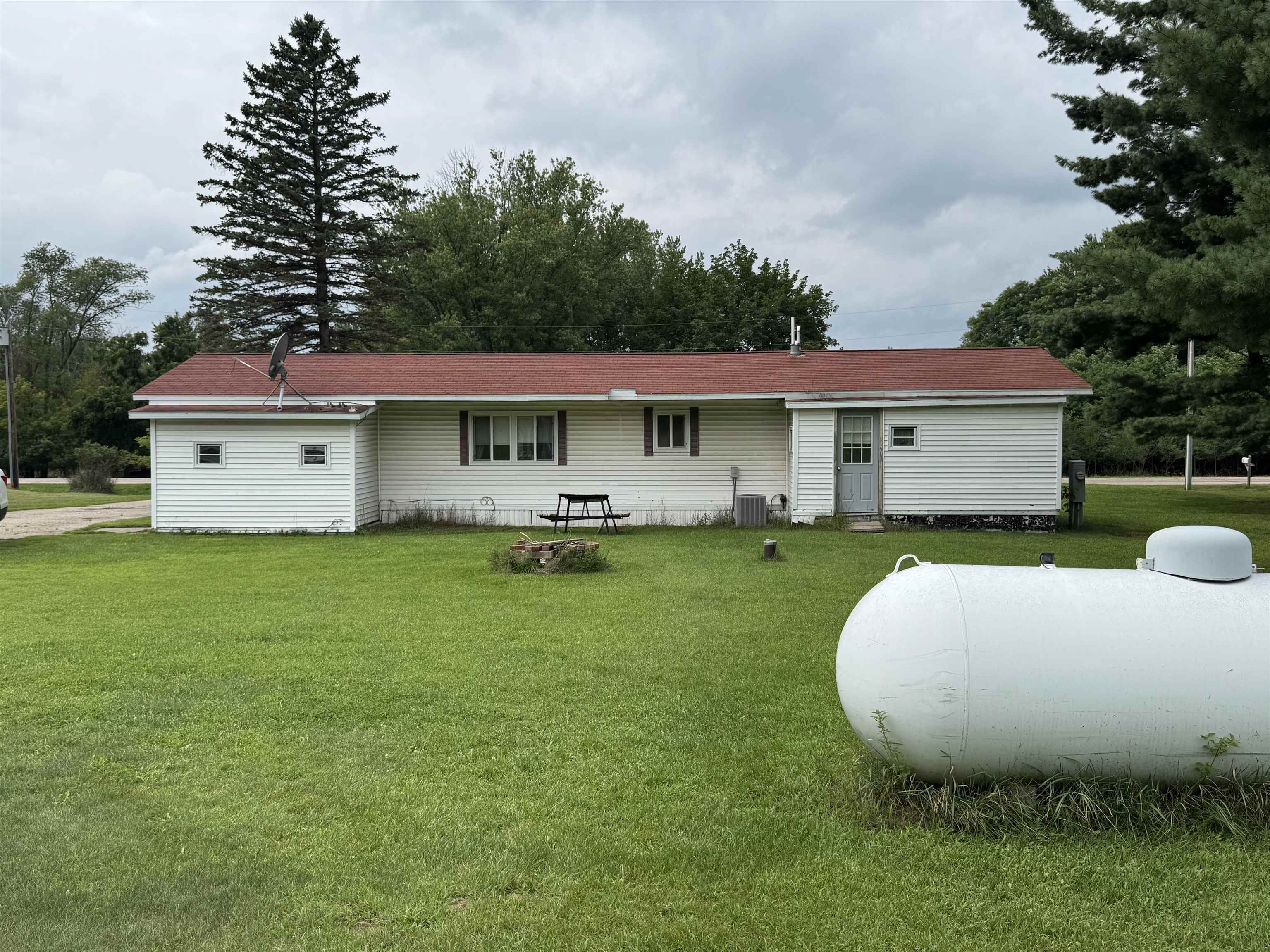 S2766 County Rd K Reedsburg, WI 53959 - Photo 6 of 24 Gallery Image 6