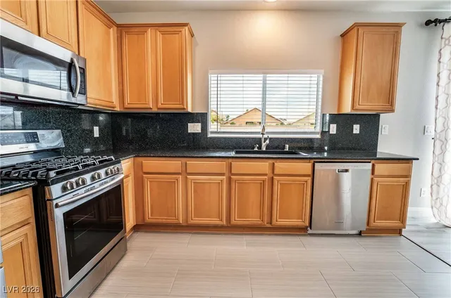 $2,300 | 9750 Maple Sugar Leaf Place, Las Vegas, NV 89148