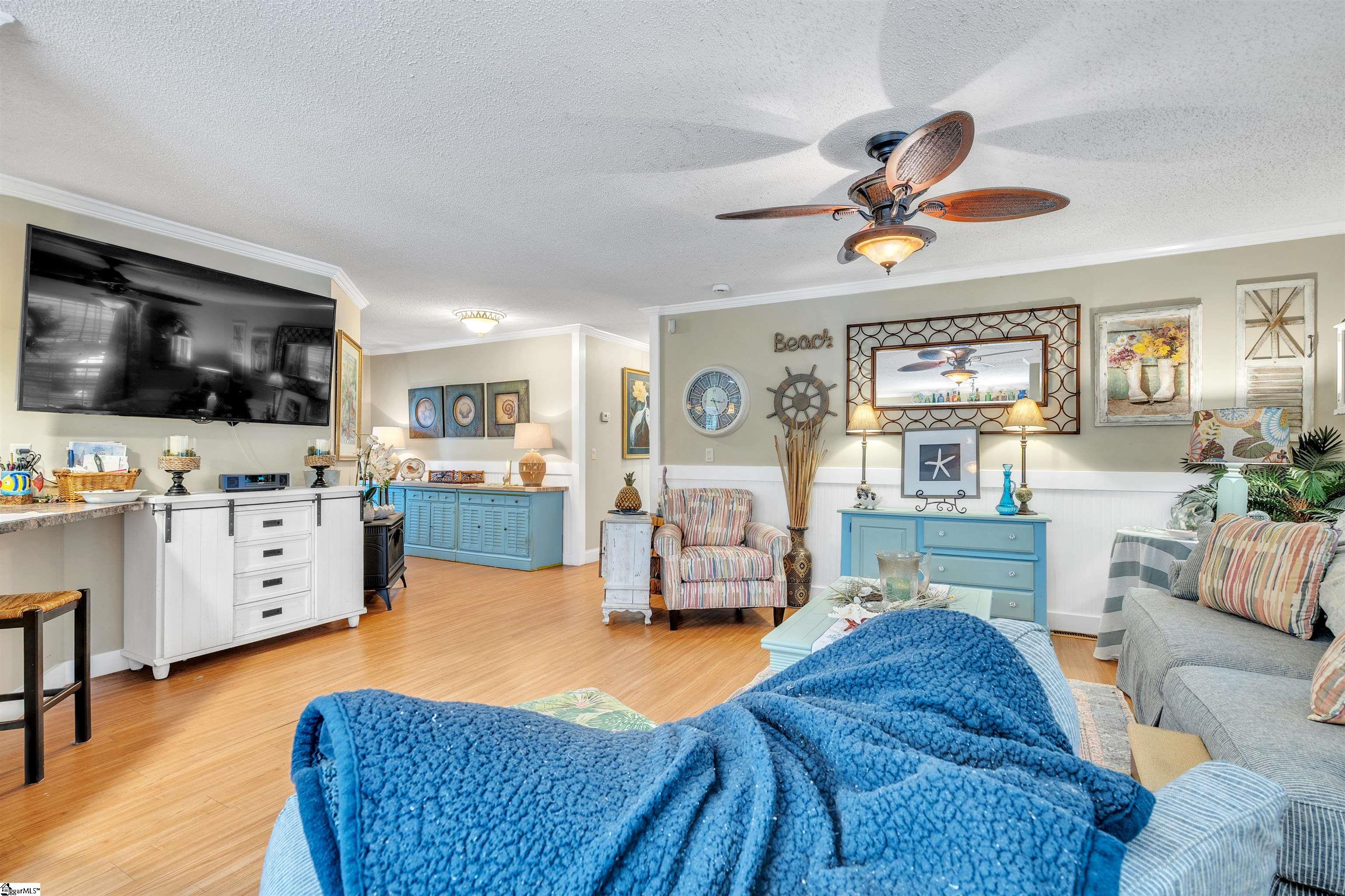 552 South Buckhorn Road Greenville, SC 29609 - Photo 7 of 32