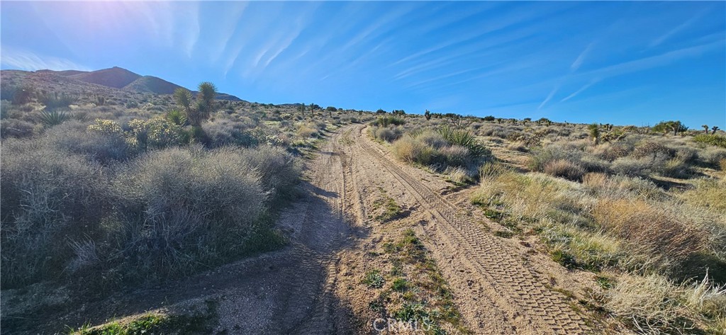 26845 Grandview Road Lucerne Valley, CA 92356 - Photo 3 of 5 a view of mountains and valleys