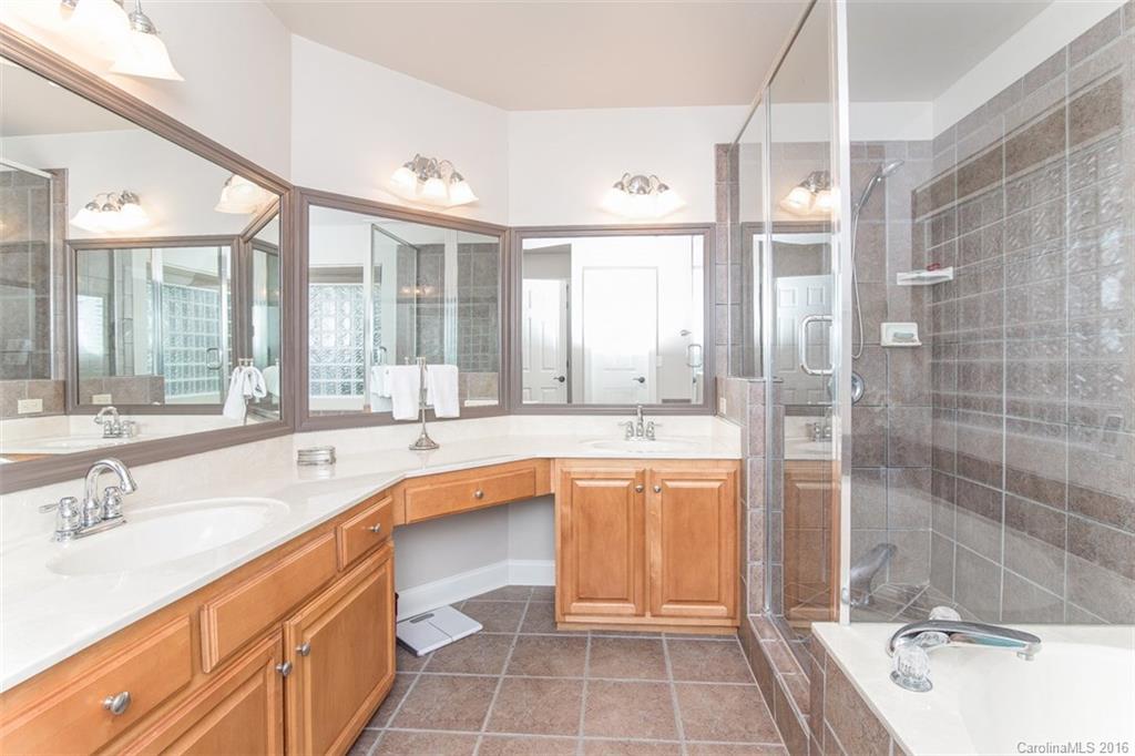 184 Zimmerman Drive Fort Mill, SC 29708 - Photo 15 of 24 Gallery Image 15