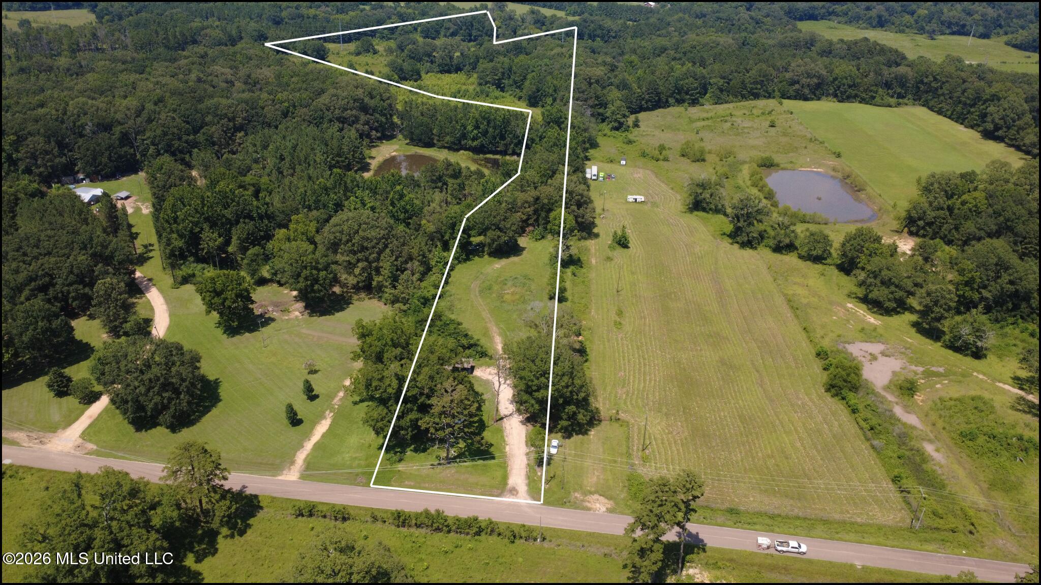 13610 Lebanon Pinegrove Road Terry, MS 39170 - Photo 6 of 13 29.68 boundaries