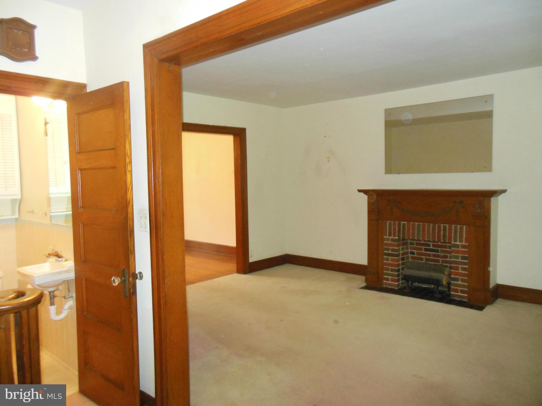 3813 W Street Northwest Washington, DC 20007 - Photo 3 of 8 Living Room